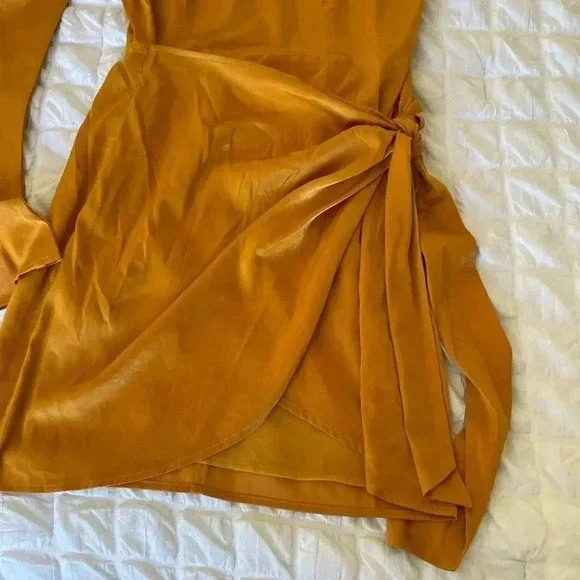 Camila Coelho Stella mini dress in gold - Picture 7 of 14